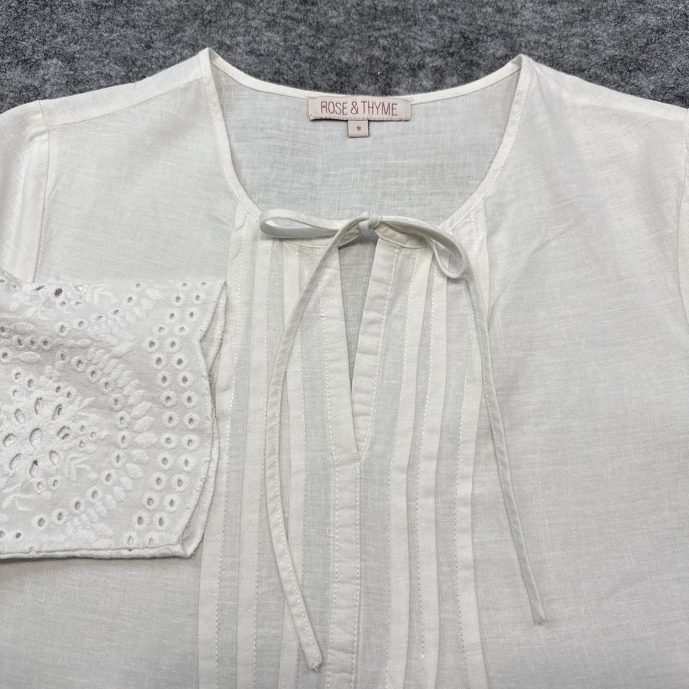 Rose and Thyme linen blend eyelet top women's small white pleated embroidered